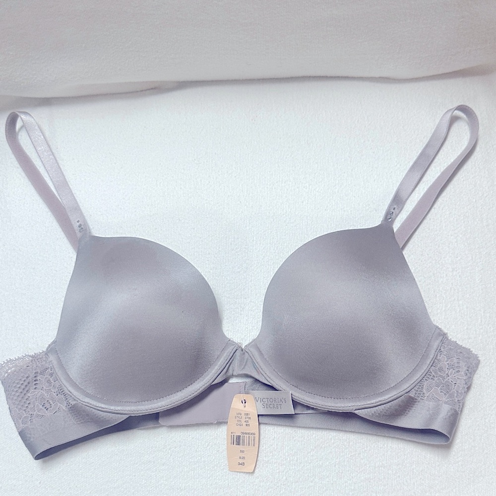 Victoria's Secret Silver/Lavender Lace Bra with crystal accents